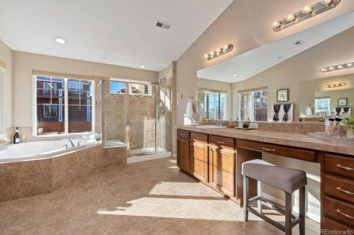 5421 Eaton Park Way, Aurora CO 80016-4292 exterior