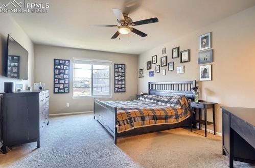 26840 Roxbury Pl, Denver CO  80016-7527 exterior