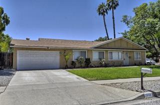 1514 Cambridge Ave, Redlands, CA 92374-3954