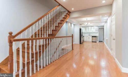 1247 22nd St, Philadelphia, PA 19146-4345