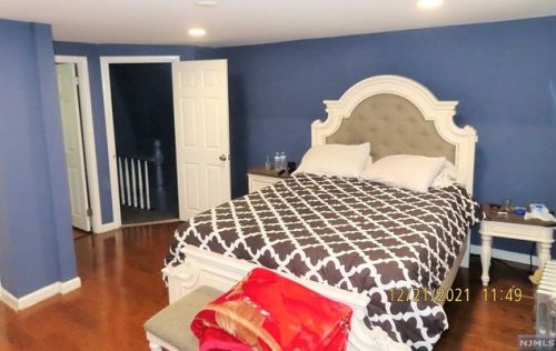 45 Bloomingdale Ave, Outwater NJ  07026-3420 exterior
