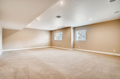 4836 Riviera Way, Aurora CO 80015-4708 exterior