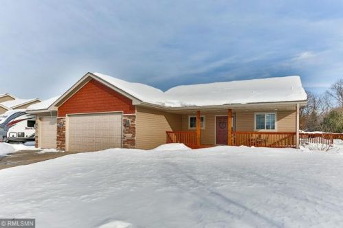 4916 259th Ct, Columbus, MN 55092