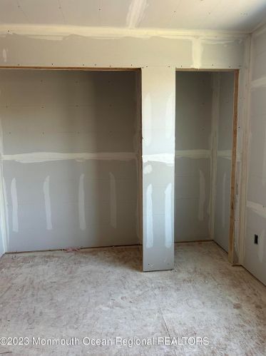 713 Asbury Ave, Tinton Falls NJ 07712-6103 exterior