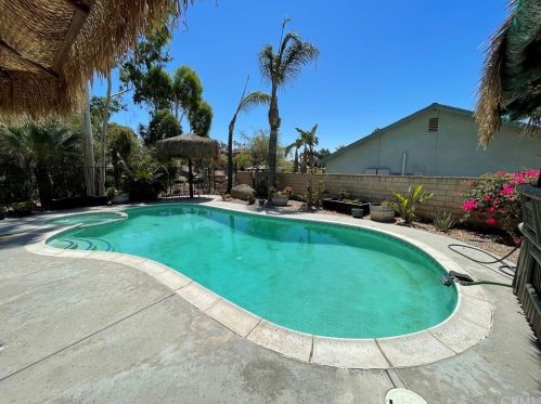 5780 Avenue Juan Bautista, Riverside CA  92509-6411 exterior