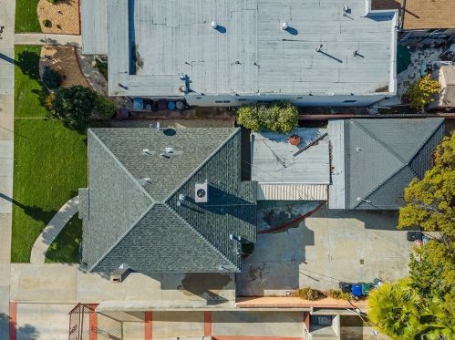 645 Ivy St, Glendale CA  91204-1027 exterior