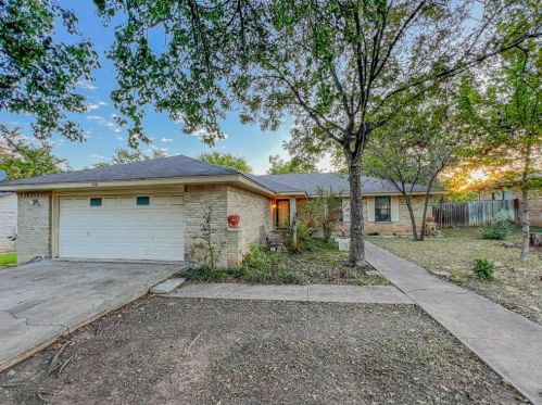 214 Deepwood Dr, Georgetown, TX 78628-8304