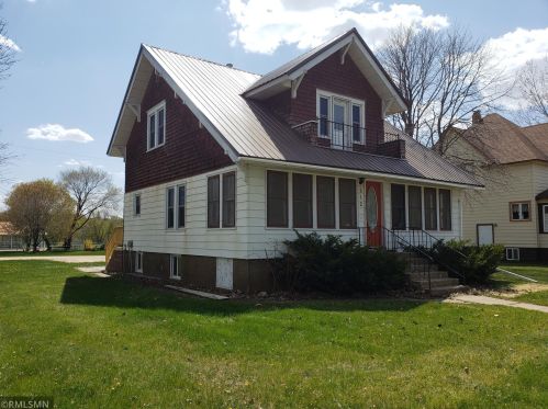 212 South St, Eagle Bend, MN 56446-9511