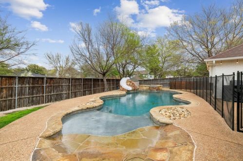4932 Wolf Creek Trl, Lewisville, TX 75028-1954
