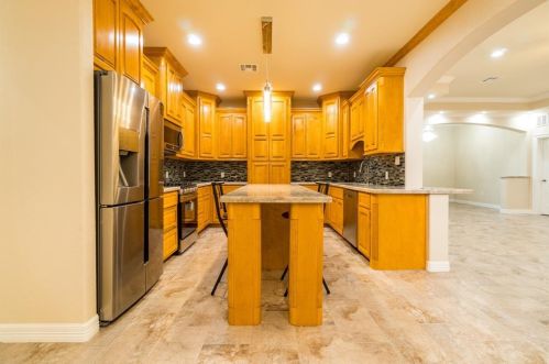 639 Tj Wright St, Angleton TX 77515-4355 exterior