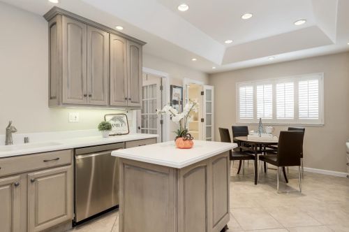 329 Copco Ln, San Jose, CA 95123-3511