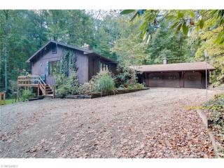 13115 Meadowwood Dr, Concord Township, OH 44024-8934
