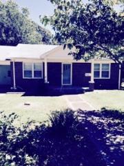 744 Wright St, Bolivar, TN 38008-1950