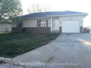 2304 14th St, Springfield MO  65721-7366 exterior