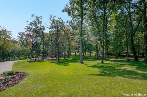 11300 79th St, Willowbrook IL  60527-5107 exterior