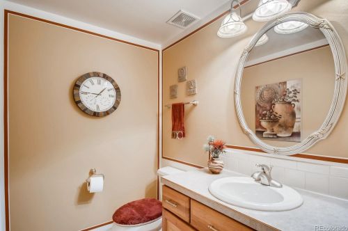 1101 Oakmont Ct, Fort Collins CO  80525-2855 exterior