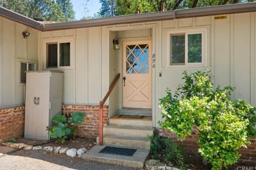896 Wagstaff Rd, Paradise, CA 95969-2533