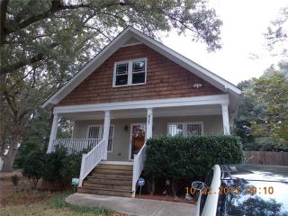 827 Hartford Pl, Atlanta, GA 30310-4250