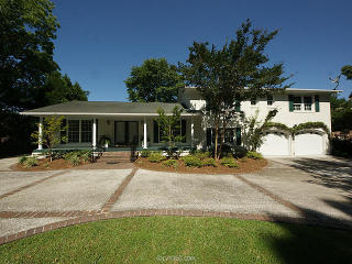 2387 Oglethorpe Dr, Charleston, SC 29414-7029