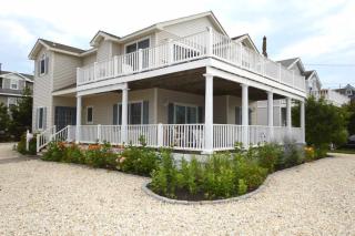 1019 1st Ave, Avalon, NJ 08202-2447
