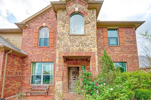 7711 Eastwood Lake Ln, Richmond, TX 77407-2876