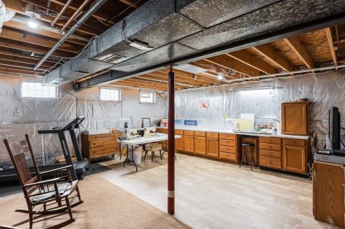 9146 Fidelis Dr, Cincinnati OH 45242-7431 exterior