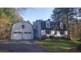 10 Bartlett Rd, Derry, NH 03038-5945