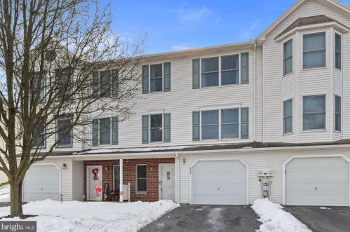519 Sunday Dr, Harrisburg, PA 17111-2450