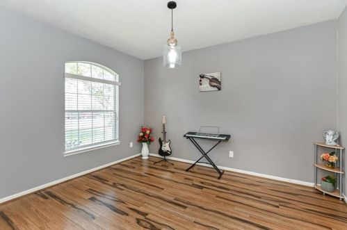 7411 Sabinal Creek Dr, Richmond TX  77407-5050 exterior