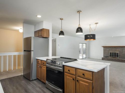 8086 Niagara Way, Englewood CO  80112-3125 exterior