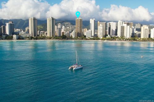 2470 Kalakaua Ave, Honolulu HI  96815-3265 exterior