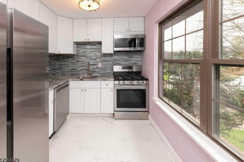 128 Marilyn Dr, Hackettstown NJ  07840-3731 exterior