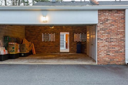 1653 Executive Park Ln, Atlanta GA  30329-3129 exterior