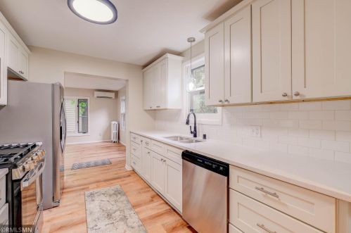 815 Holton St, Saint Paul MN  55108-2326 exterior