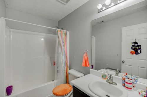 1015 Jasmine Dr, Jefferson GA  30549-9015 exterior