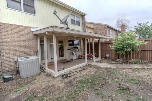 3701 Clubview Dr, Garland TX 75044-6158 exterior