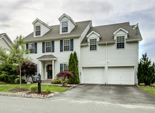 57 Bowers Dr, Hackettstown, NJ 07840-4850