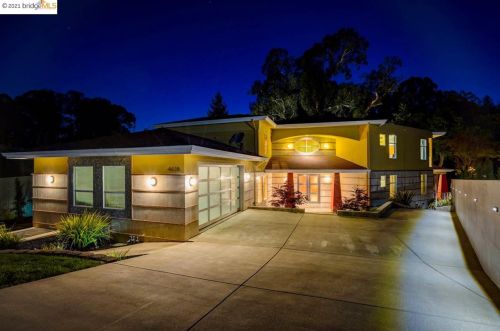 4628 Crow Canyon Pl, Hayward, CA 94552-4806