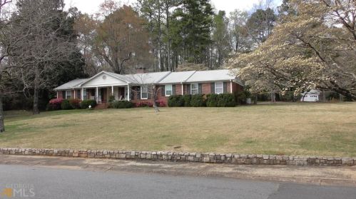 474 Banks St, Marietta, GA 30064-3302