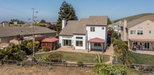 648 Windsor Dr, Benicia, CA 94510-3747