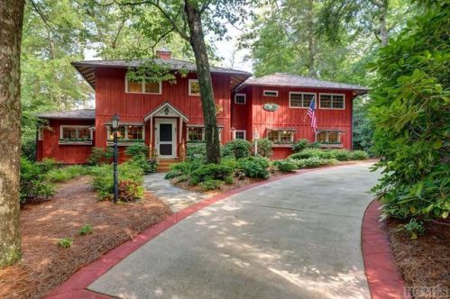 829 Foreman Rd, Highlands, NC 28741-8417