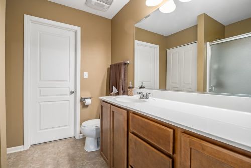 1467 Bar Harbor Ct, Pingree Grove IL  60140-2077 exterior