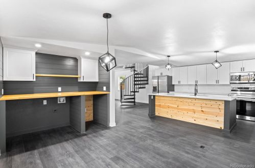 4381 Acoma St, Englewood CO  80110-5745 exterior