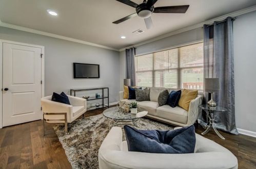 2574 Lancaster Dr, Atlanta GA  30344-2329 exterior