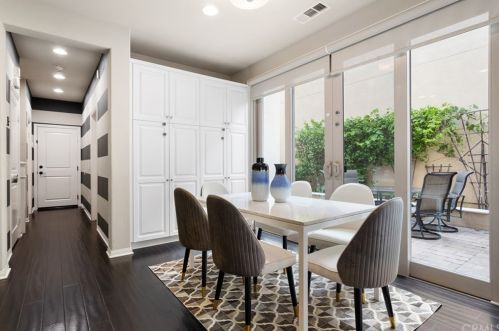 129 Pathway, Irvine CA  92618-8846 exterior