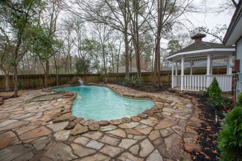 27270 Paula Ln, Conroe TX  77385-9089 exterior