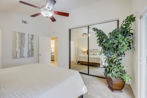 191 Larkwood St, Anaheim CA  92808-1214 exterior