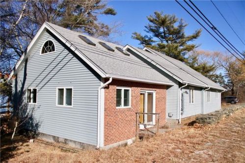 2399 Putnam Pike, Glocester, RI 02814-1125