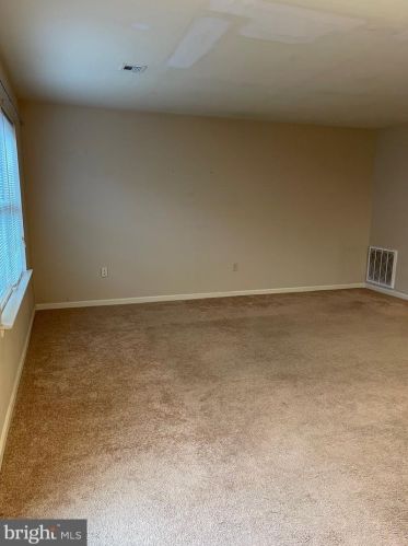 17 Spg Vw St, Carlisle PA 17013-4460 exterior