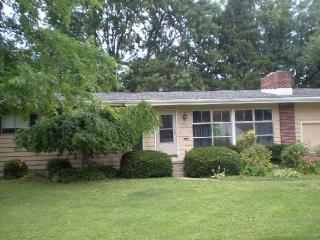 3240 Glencairn Ave, Toledo OH  43614-3829 exterior